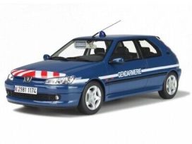 voiture de gendarmerie française bleu