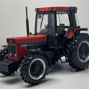 vieux tracteur agricole rouge et noir