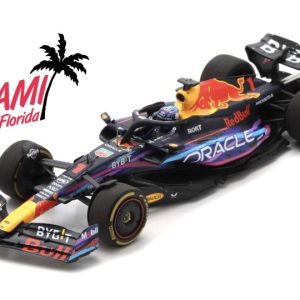 voiture de course formule 1 noire