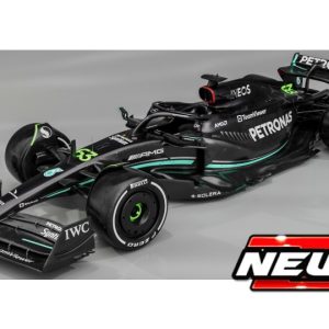 voiture de course formule 1 noire