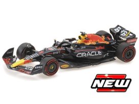 voiture de course formule 1 noire