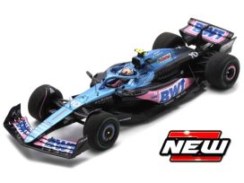 voiture de course formule 1 bleu et mauve