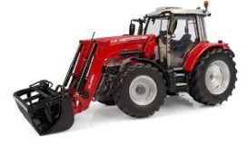 gros tracteur agricole rouge avec pelle avant