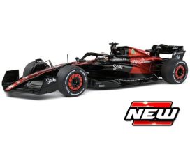 voiture de course formule 1 noire et rouge