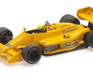 vieille voiture de course formule 1 jaune