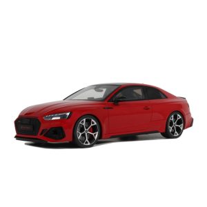 voiture de sport coupe rouge