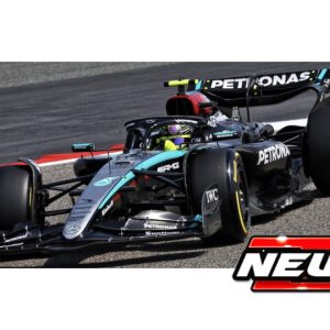 voiture de course formule 1 noire et verte