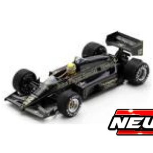 vieille voiture de course formule 1 noire