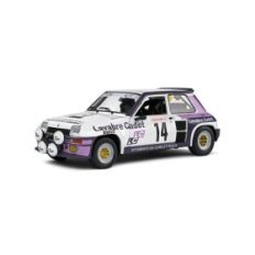 vieille voiture de rallye blanche et mauve