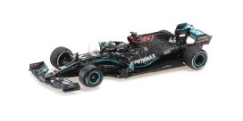 voiture de course formule 1 noire