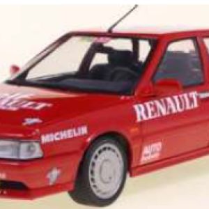 vieille voiture de course rouge