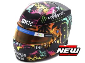 casque de pilote de formule 1 multicouleur