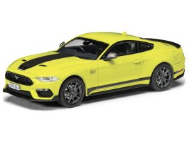 voiture de sport coupe jaune et noire