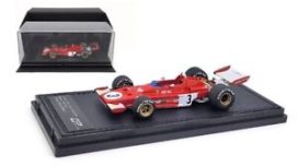 vieille voiture de course formule 1 italienne rouge