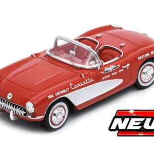 vieille voiture de sport cabrioelt rouge