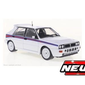 vieille voiture de sport blanche italienne