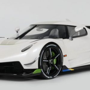 voiture de sport blanche