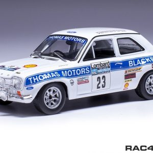 vieille voiture de rallye blanche et bleu