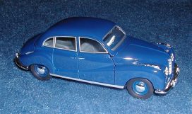 vieille voiture allemande bleu