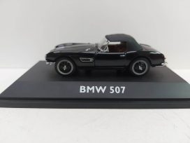 vieille voiture allemande de sport noire