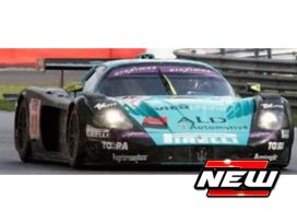 vieille voiture de course verte et noire