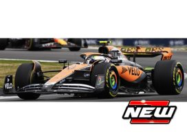 voiture de course formule 1 orange et noire