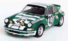 vieille voiture de sport allemande coupe verte