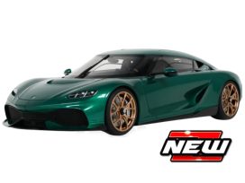 voiture de sport coupe verte