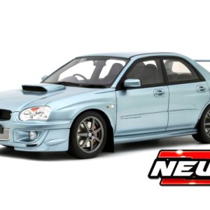 vieille voiture de sport bleu clair