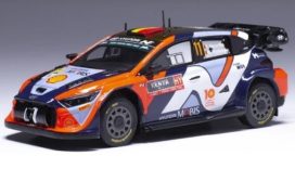 voiture de rallye orange et blanche