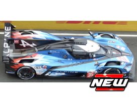 voiture de course française bleu et rouge