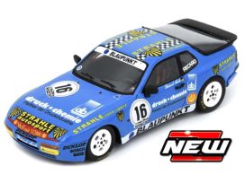 vieille voiture de course bleu