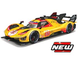 voiture de course jaune