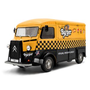 vieux camion jaune et noir