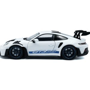 voiture de course blanche