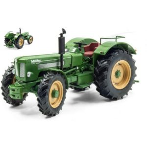 vieux tracteur agricole vert