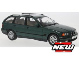 vieille voiture break allemande verte