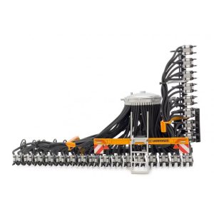 materiel agricole jaune et noir