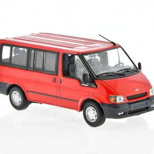 vieille camionnette rouge