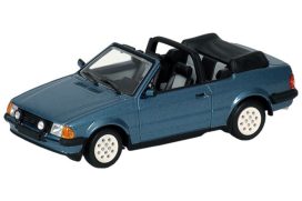 vieille voiture cabriolet bleu