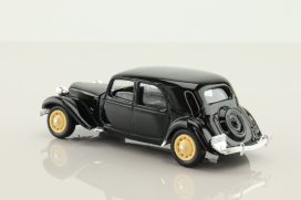 voiture limousine noire vieille française