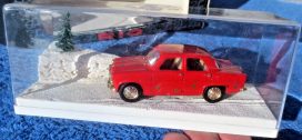 vieille voiture italienne rouge