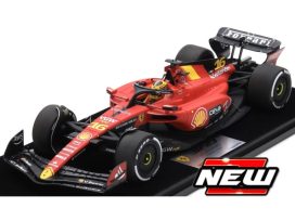 voiture de course formule 1 rouge italienne