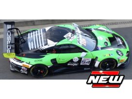 voiture de course verte et noire