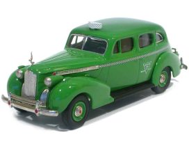 vieille voiture americaine taxi vert