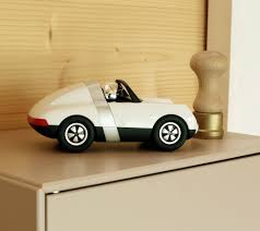 voiture blanche decoration