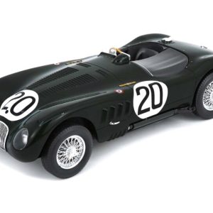 vieille voiture de course verte