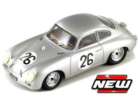 vieille voiture de course allemande grise