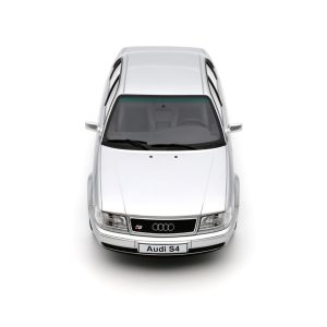 vieille voiture de sport grise