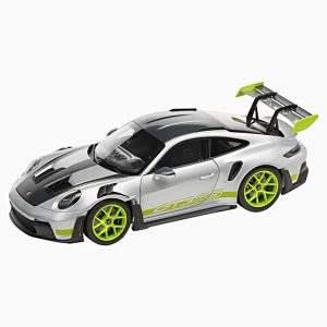 voiture de sport allemande coupe grise et verte